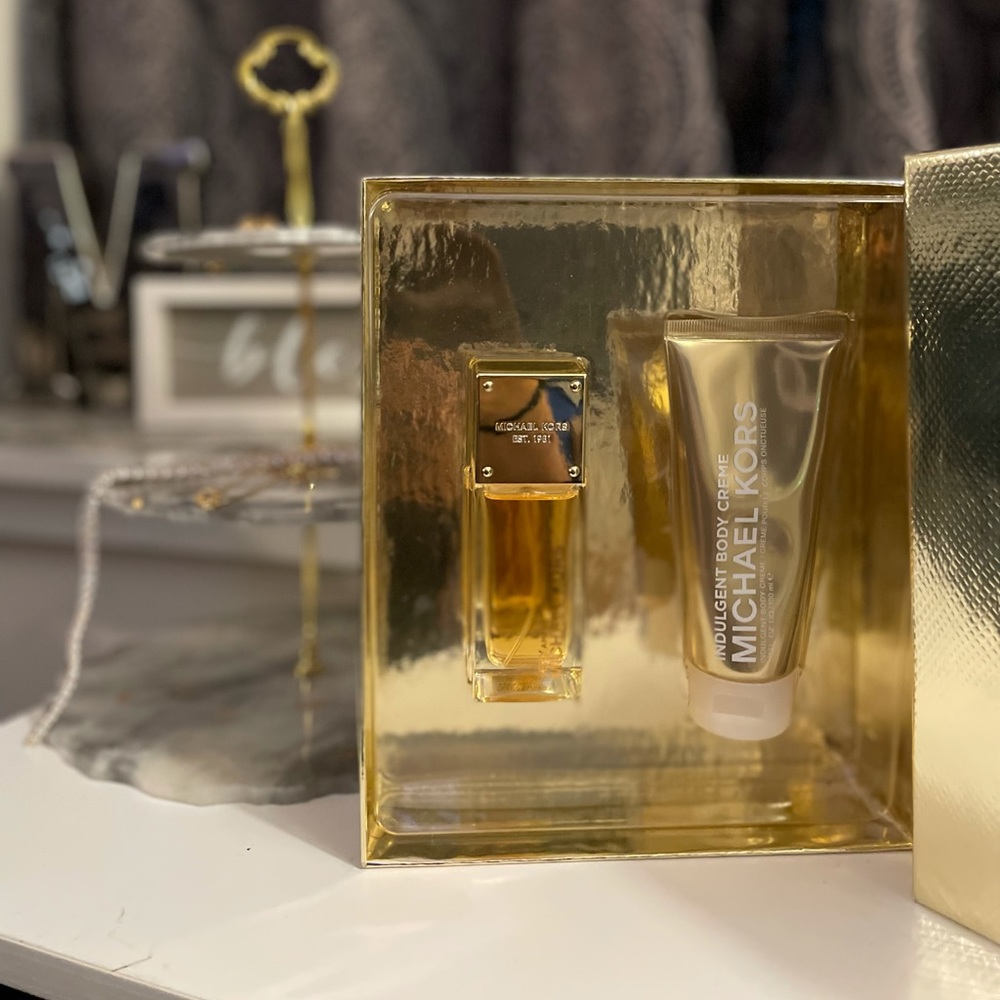 SEXY AMBER Michael Kors perfume and lotion